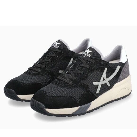 Allrounder by Mephisto Women's Vitesse Sneaker - Picture 1 of 7